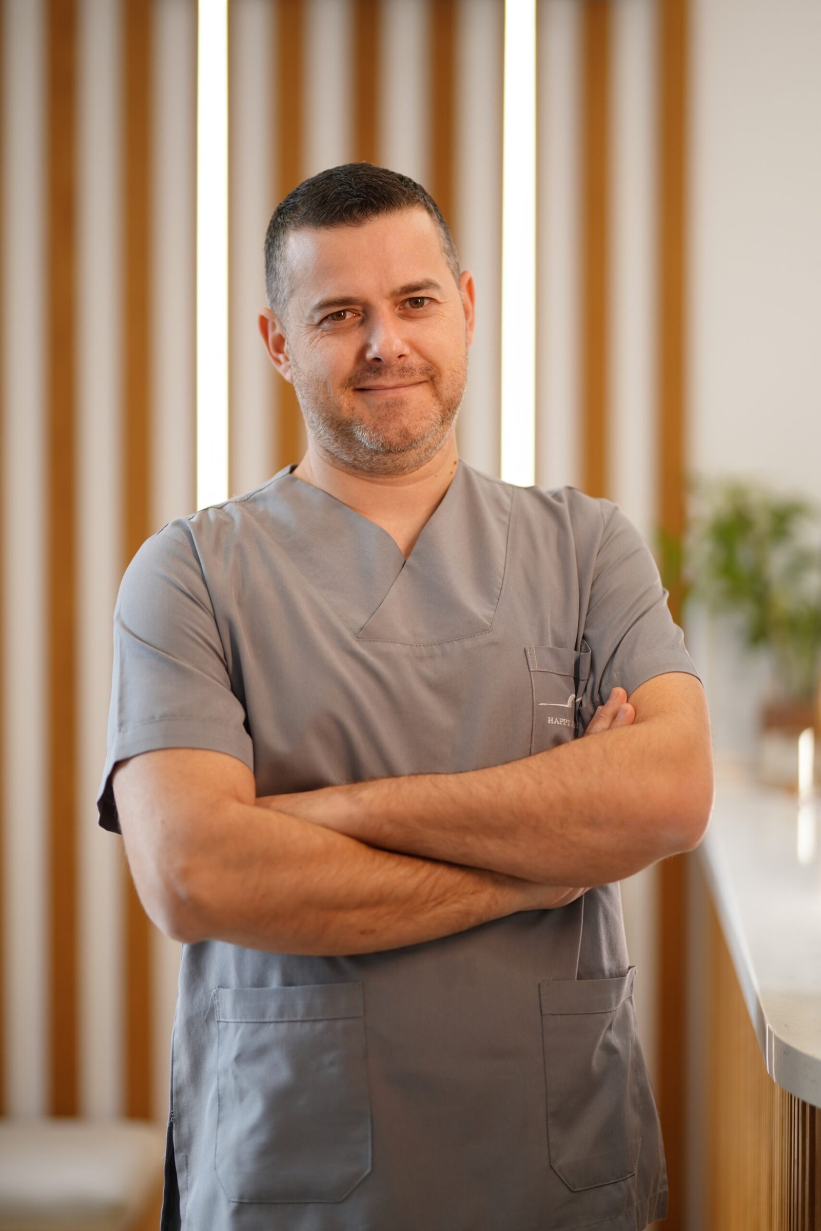 Erion Zheku – Teknik Dentar (Specialist Qeramike) – Happy Dent Center