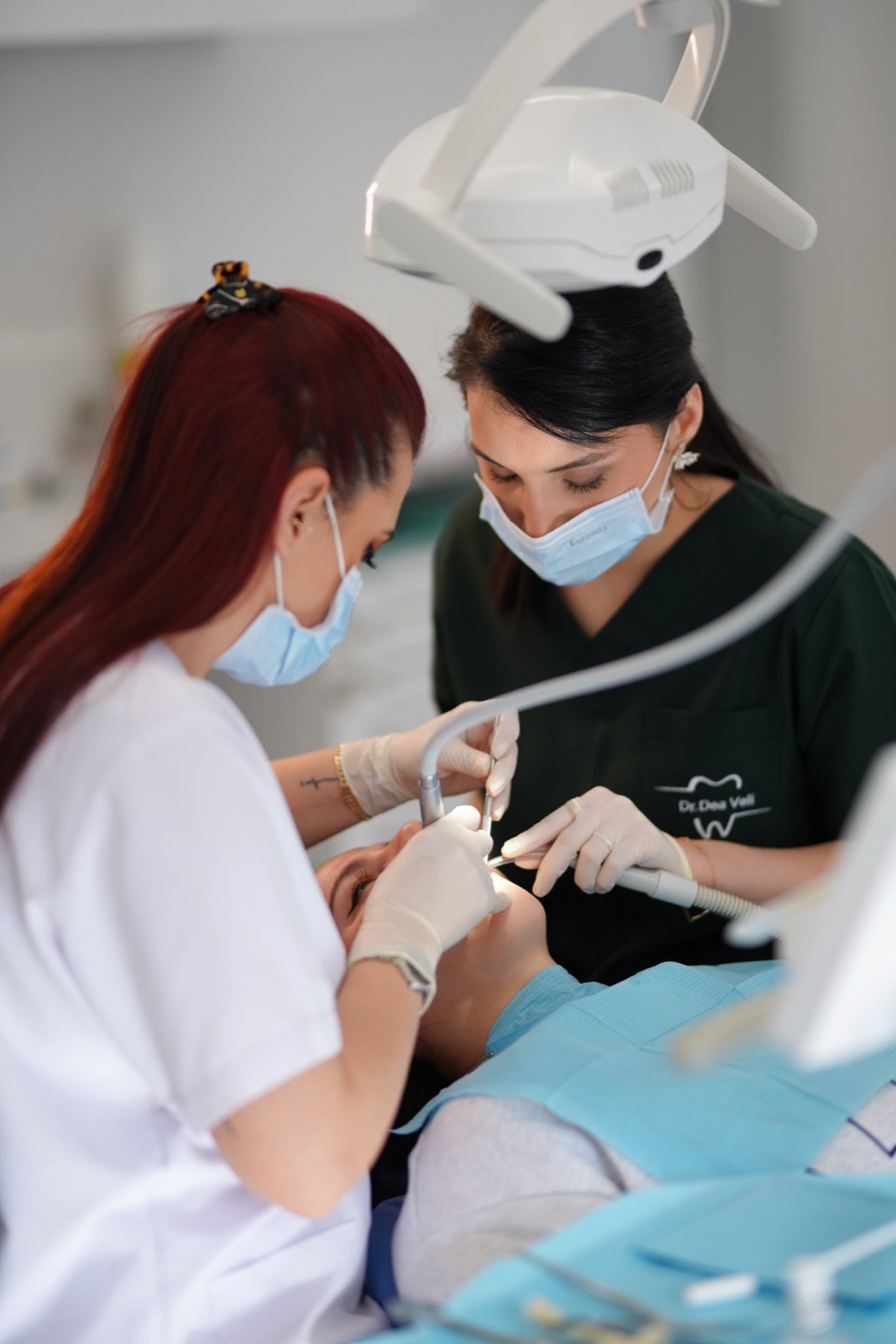 Trajtim dentar në klinikën Happy Dent Center